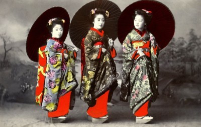 BG1339 Japonki w kimonach