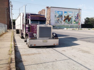BG1527 Amerykańska ciężarówka