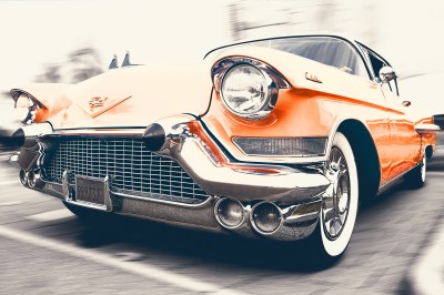 Pomarańczowy Cadillac