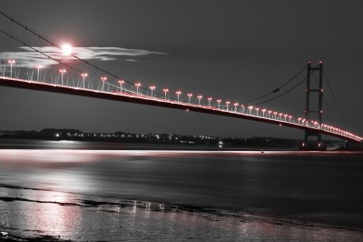 BG674 Czerowne świetlenie mostu